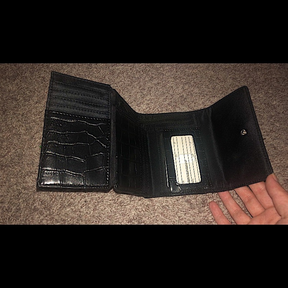 Wallet - Picture 2 of 3